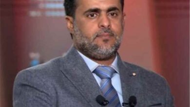 حروبي يعلق على استهداف الحوثيين للسفن في البحر الأحمر وخليج عدن
