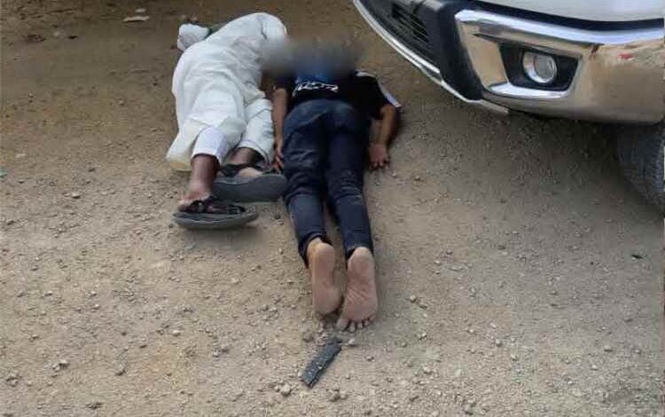 خلال ساعات من التعميم الأمني.. قوات درع الوطن تضبط سيارة مسروقة في نقطة الغرف بوادي حضرموت