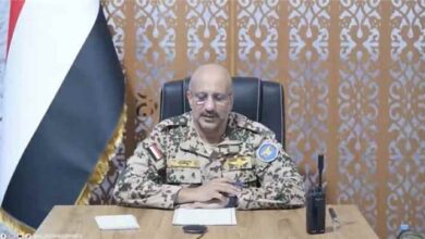 خلال لقاء بتعز..طارق صالح: إيـ.ـران تلقت ضربة موجعة.. والطيران المسيّر أربك الحـ.ـوثيين وغيّر موازين المعركة