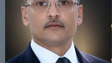 د.  علي القحطاني يواجه ياسر اليافعي بسؤال حاد: لماذا انتصرت لقيادات الانتقالي ونسيت أبناء جحاف؟