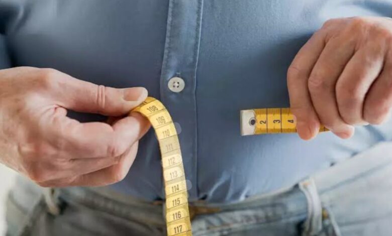 دراسة: الرجال يواجهون صعوبة أكبر في إنقاص الوزن بسبب نظرتهم السلبية للحمية