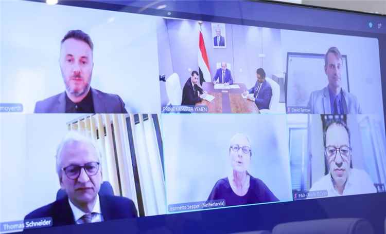 رئيس الوزراء يؤكد ان الحكومة ستواصل توفير كل الضمانات للحفاظ على استقلالية الصندوق الاجتماعي للتنمية