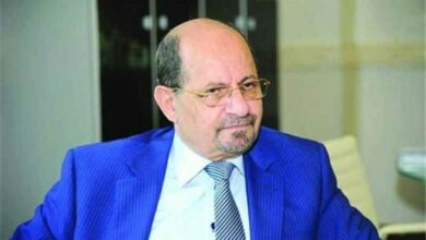 المشهد اليمني - رئيس الوزراء يفنّد مزاعم الحوثيين بشأن السلام والرواتب ويتحدث عن "الكذبة الكبرى"