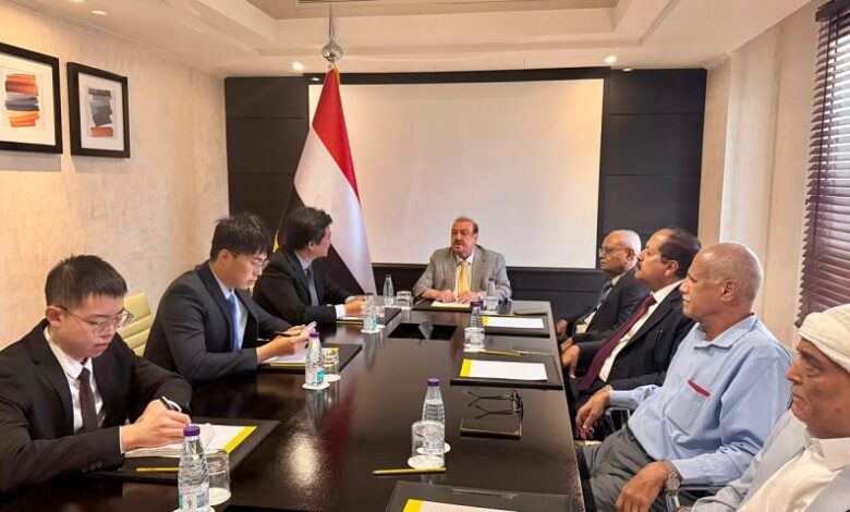 رئيس مجلس النواب يلتقي القائم بأعمال السفارة الصينية