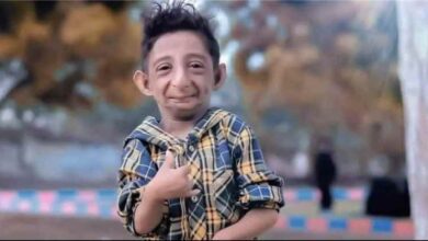 المشهد اليمني - رحل وبقيت ابتسامته.. وفاة أحمد السامعي تثير تفاعلاً واسعًا وحزنًا كبيرً