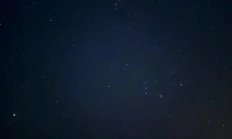 رصد الشروق الاحتراقي لنجم الشِّعرى في سماء رفحاء بعد غياب 70 يوماً