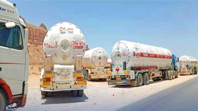 رفع القطاع عن مقطورات الغاز في أبين واستئناف تحركها نحو عدن