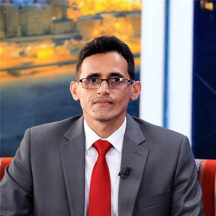 زكريا الغندري: قرار الحرب متفق عليه.. والخلاف الحقيقي حول ضمانات ما بعد النصر وبناء الدولة