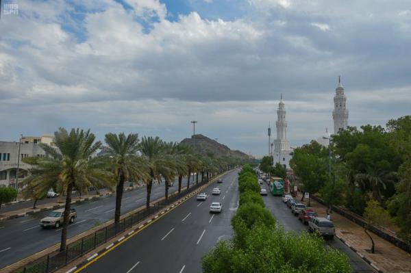 سحب ممطرة على جازان وعسير والباحة وموجة حارة بالرياض والشرقية