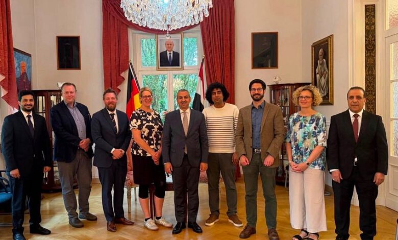 سفير اليمن يستعرض أمام مراكز الدراسات والمنظمات الألمانية آخر التطورات في ظل التصعيد مليشيا الحوثي
