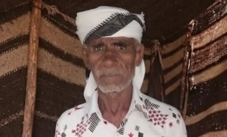 شاهد | نزعوا أسنانه وأظافره وتركه يعاني.. وفاة مسن يمني تحت تعذيب وحشي في سجون الحوثيين بالحديدة