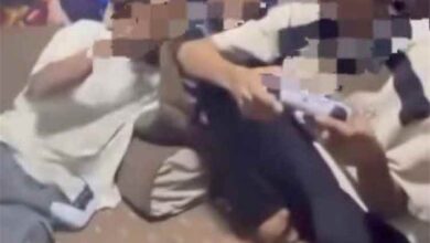 شرطة الآداب بساحل حضرموت تضبط صانع محتوى لنشره مقطعاً مخالفاً للآداب العامة