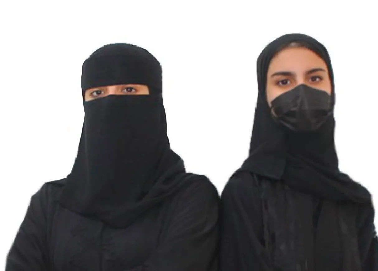 شقيقتان من تبوك تحصدان ذهبية وبرونزية في معرض عالمي بسنغافورة