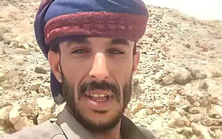 صاحب صرخة «أنا جاوع» يفرّ من مناطق الحوثيين ويكشف عن أمور صادمة