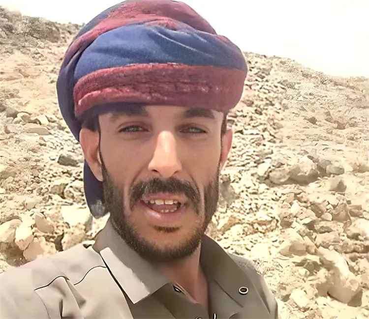 صاحب صرخة «أنا جاوع» يفرّ من مناطق الحوثيين ويكشف عن أمور صادمة
