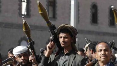 صحيفة أمريكية: الحرس الثوري عقد اجتماعات مع الحوثيين لتوسيع رقعة الحرب