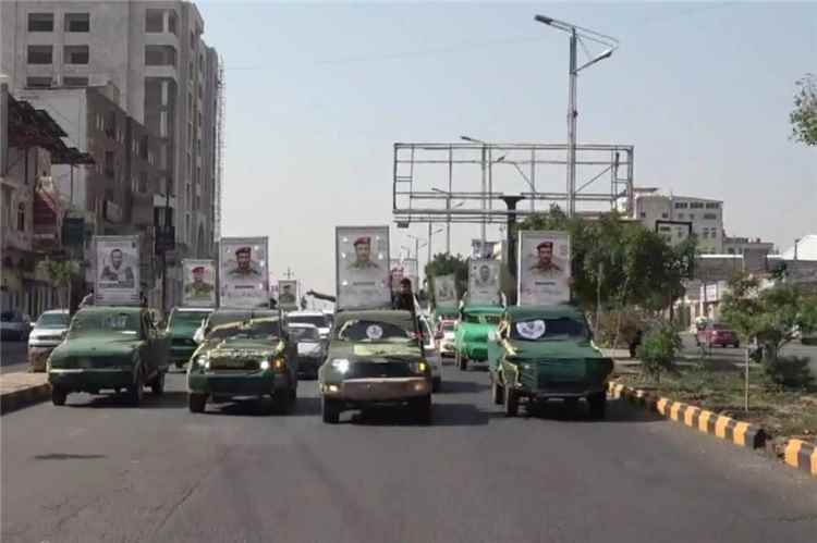 صور قتلى الحوثيين تملأ صنعاء وتكشف حجم النزيف البشري