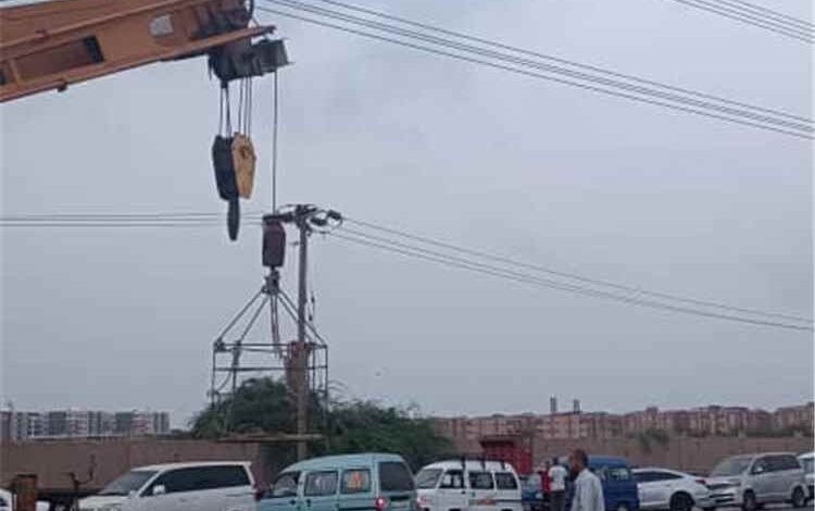 صيانة وقائية لخط النقل 132 ك.ف بين الرئيس والمنصورة لتعزيز استقرار الشبكة