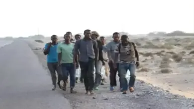 طريق الموت وفخ المهربين .. رحلة الفقر والابتزاز من القرن الأفريقي إلى اليمن