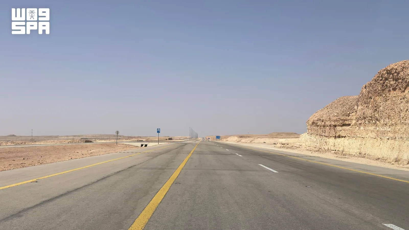 طريق رفحاء - حائل الجديد يُعزّز الربط البري بين مناطق المملكة