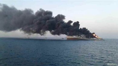 عاجل|مقـ.ـتل وفقدان وإصابة 11 بحارًا بينهم باكستانيان وإندونيسي بهجوم حوثي في باب المندب