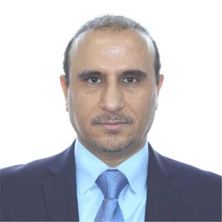 عبدالوهاب طواف يدعو إلى دعم القيادة السياسية وتعزيز الانضباط الوطني