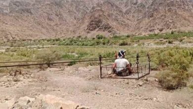 عربة السلك.. وسيلة الأهالي لعبور السيول في قرى أسفل بنا الداعري بردفان