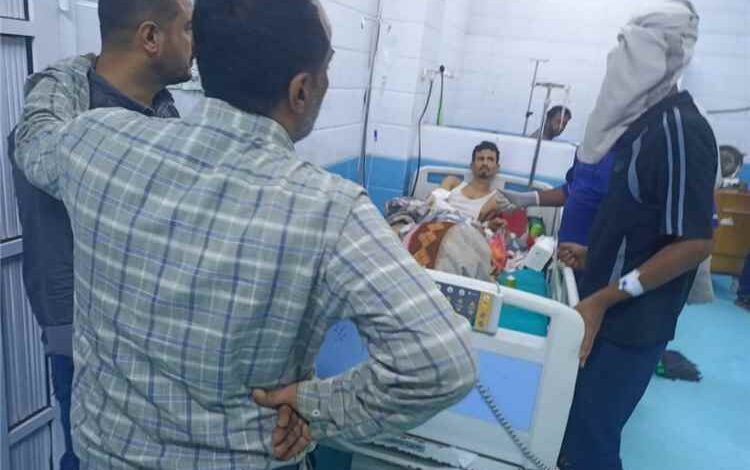 عقب حادثة حريق شقة العمائر المثلثة.. الزهري يطمئن على المصابين ويعزي أسرة الطفل المتوفى