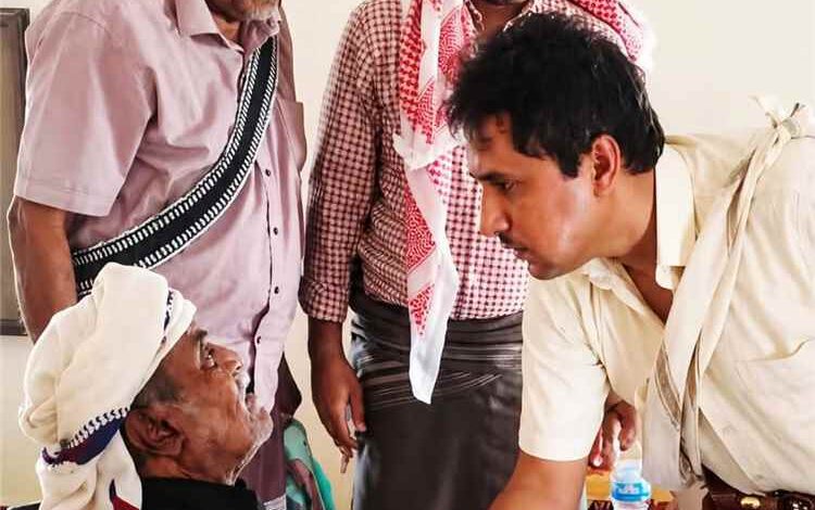 علي حسين عشال يعزي في وفاة الشيخ والقيادي العميد سعيد عزب القيناشي