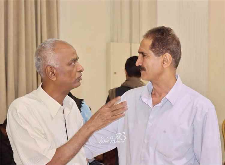 عودة إنصاف مايو الى عدن لأول مرة منذ خروجه منها قسرياً قبل ١٠ سنوات