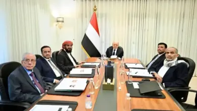 في اليمن | (الرئاسي) يقر اجراءات عسكرية ويؤكد جاهزية القوات المسلحة لبدء معركة التحرير وانهاء الحوثيين
