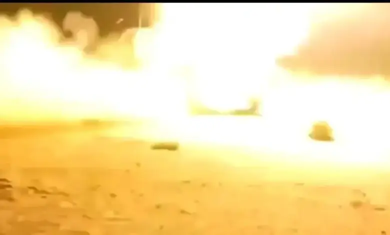 في مأرب .. القوات الحكومية تدمر مخازن أسلحة بالمحافظة والحوثي يرد باستهداف المدنية بصواريخ قتلت مدنيين