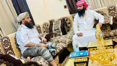 قائد المنطقة العسكرية الرابعة يلتقي بالمقدم مياس الجعدني لوضع خطة عمل مشتركة للقضاء على أفة المخدرات بالمنافذ البرية والبحرية