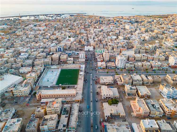 قتلى وجرحى في اشتباكات قبلية بمدينة الشحر شرق حضرموت