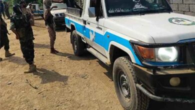 قوات أمن أبين تنفذ عملية أمنية في منطقة ميكلان وتضبط مطلوباً ومضبوطات
