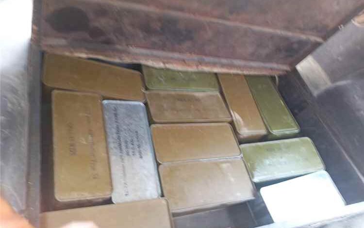 قوات الأمن الوطني بنقطة الحسيني بمحافظة لحج تضبط 24 صفيحة ذخائر مهربة