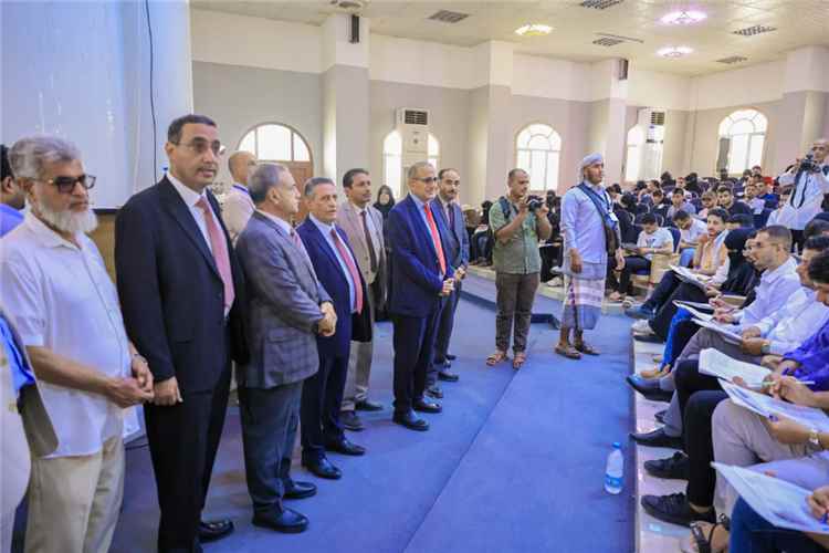 كليات جامعة عدن الطبية تستضيف امتحانات الكفاءة المهنية للكوادر الصحية