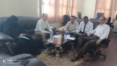 كلية العلوم الإدارية بجامعة عدن تبحث متطلبات أرباب العمل لتوصيف برنامج ماجستير الإدارة الصحية