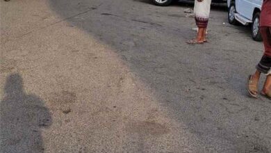 المشهد اليمني - "لا مواصلات ولا غاز".. أزمة مزدوجة تُشلّ حركة المدن وتحاصر المواطنين بعدن