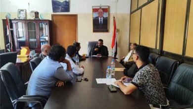 لجنة تنظيم الأسواق بتعز تقر بدء نقل الباعة إلى المواقع البديلة خلال الأسبوع الجاري
