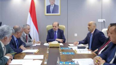 مجلس إدارة الصندوق الاجتماعي للتنمية يعقد اجتماع في عدن برئاسة رئيس الوزراء ويؤكد استدامة الشراكة مع المانحين