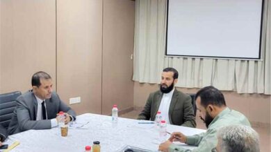 محافظ أبين يترأس اجتماع اللجنة العليا لتنمية الإيرادات ويشدد على تنظيم الموارد وتعزيز تحصيلها وفق القانون