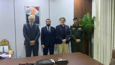 محافظ أبين يفتح آفاقًا جديدة لتطوير القطاع الأمني بالشراكة مع خبراء دوليين