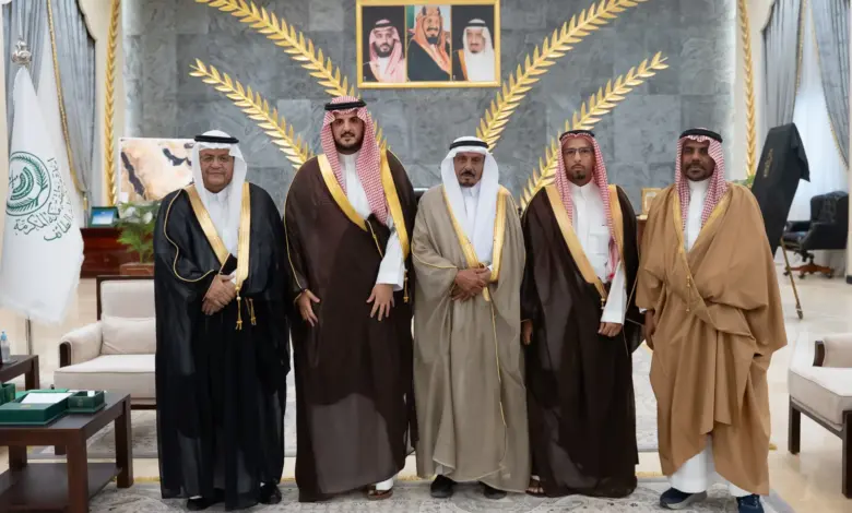 محافظ الطائف يبحث مع المركزية السياحية التعاونية تعزيز الاستثمار السياحي