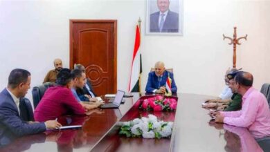 محافظ تعز يبحث مع مدير مكتب الأوتشا تعزيز الأمن وتوفير بيئة آمنة للعمل الإنساني