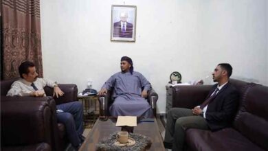 محافظ سقطرى يناقش سبل تطوير المطار والاستعدادات للعام الدراسي الجديد بمعهد الأرخبيل الفني