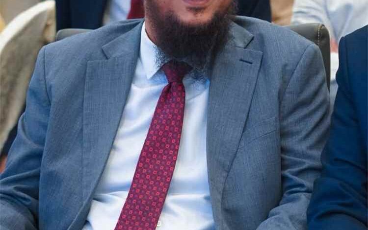 محافظ عدن يوجه بإدراج مشروع ترميم مقر اتحاد نقابات العمال ضمن البرنامج الاستثماري لعام 2027