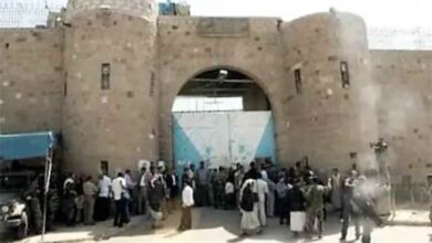 محاولة انتحار تنقل محتجزًا إلى العناية المركزة في إب