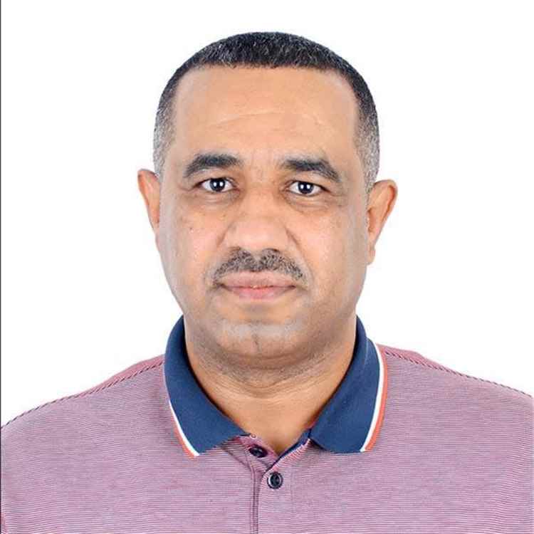 محلل اقتصادي يدعو إلى ضبط البوصلة ويحذر من تجاهل جرائم الحوثيين