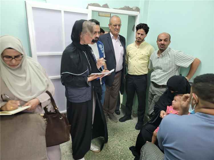مدير صحة البريقة يبحث مع الشركاء واقع المرافق الصحية